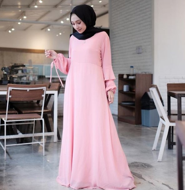 Baju Gamis Modern Anak Muda Terbaru Tali Lengan Lonceng Soft Pink