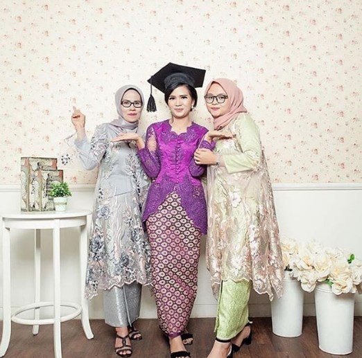 Baju Kebaya Wisuda Tunic Panjang Modern Tile