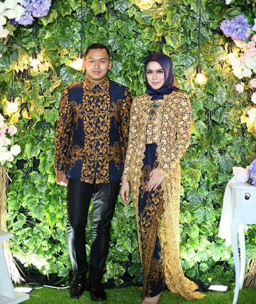 Gamis Batik Kombinasi Brokat Untuk Pesta Dress Panjang Kuning Gold