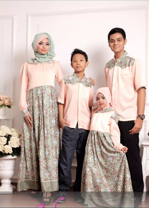 Gamis Batik Kombinasi Kain Polos Couple Keluarga Katun Baby Pink
