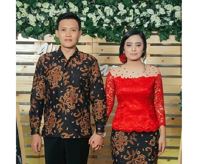 Kebaya Couple Brokat Payet Transparan Merah
