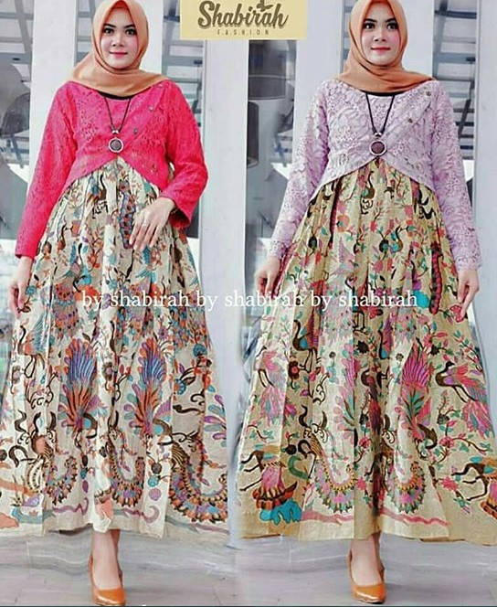 Long Dress Batik Kombinasi Brokat Lavender MerahLong Dress Batik Kombinasi Brokat Lavender Merah