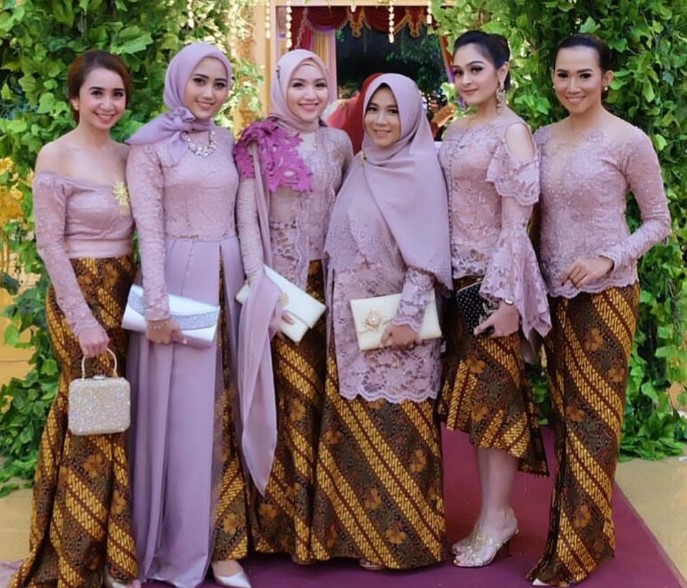 Long Dress Batik Kombinasi Brokat Terbaru Lavender