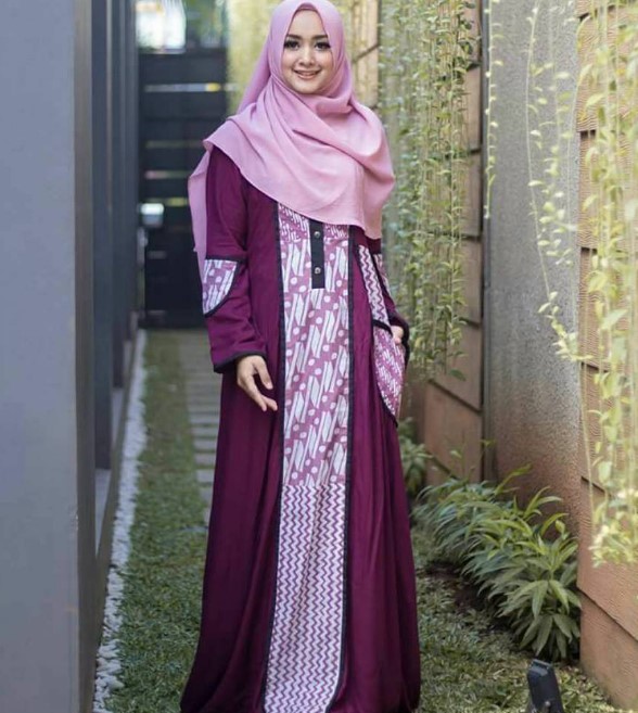 Model Baju Batik Gamis Kombinasi Terbaru Modern Katun Ungu Tua
