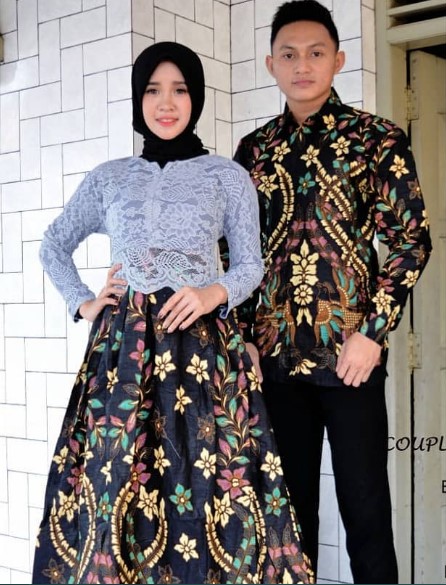 Model Baju Batik Wanita Kombinasi Gamis Terbaru Abu Muda