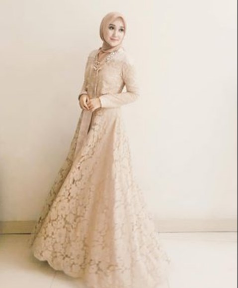 Model Baju Dress Kebaya Brokat Muslim Full Ala Dian Pelangi