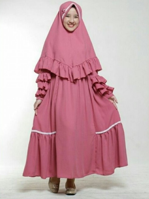 Model Baju Gamis Anak Perempuan Terbaru Lengan Lonceng Rok Rempel Renda Dusty Pink