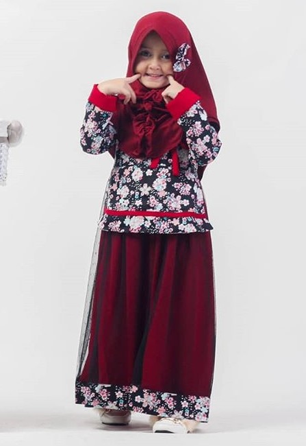Model Baju Gamis Anak Perempuan Terbaru Motif Bunga Polos Merah Maroon