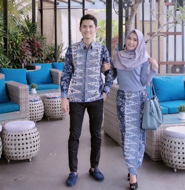 Model Baju Gamis Batik Kombinasi Kain Polos Aqua Blue