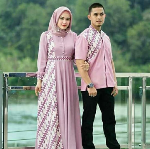 Model Baju Gamis Batik Kombinasi Kain Polos Katun Jepang Lavender