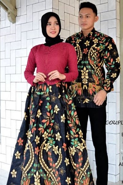 Model Baju Gamis Batik Kombinasi Kain Polos Merah