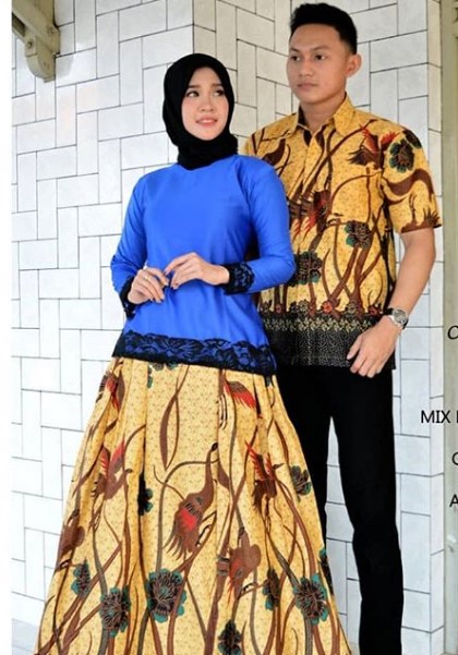 Model Baju Gamis Batik Kombinasi Kain Polos Renda Birel