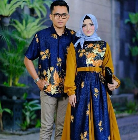 Model Baju Gamis Batik Kombinasi Kain Polos Satin Simple Aksen Pita Warna Mustard Hitam