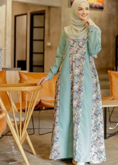 Model Baju Gamis Batik Kombinasi Satin Terbaru Soft Blue