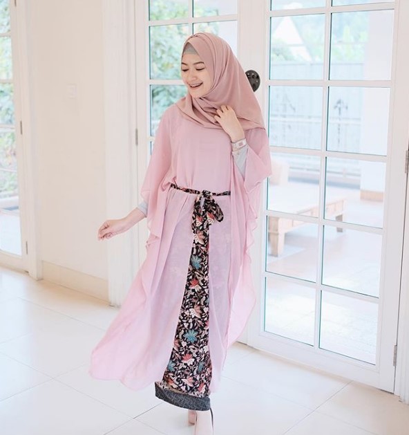 Model Baju Gamis Batik Kombinasi Sifon Soft Pink