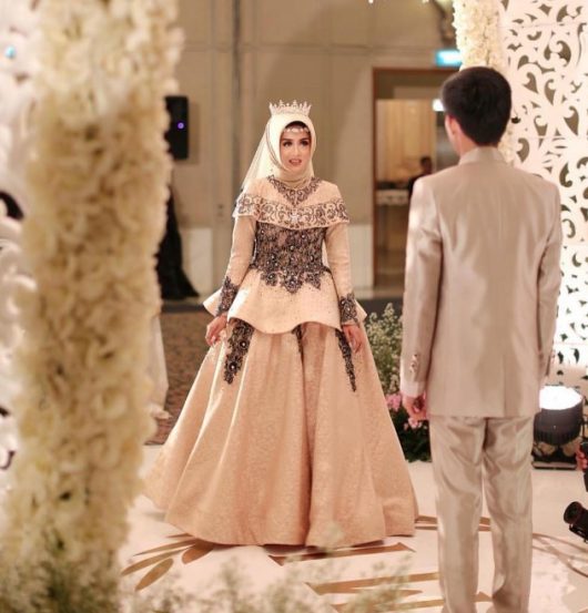 Model Baju Gamis Pesta Pernikahan Mewah Lace Payet Soft Cream