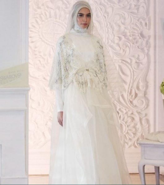 Model Baju Gamis Pesta Pernikahan Mewah Putih