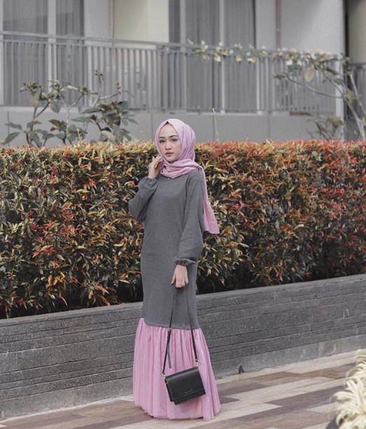Model Baju Gamis Simple Tapi Mewah Dan Modern Rok Rempel Duyung Abu Tua Pink