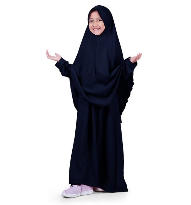 Model Baju Gamis Untuk Anak Perempuan Simpel Syar'i Hitam Polos