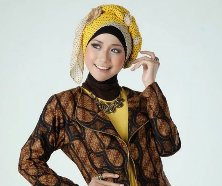 Model Gamis Batik Blazer Lebaran Terbaru Coklat Kuning