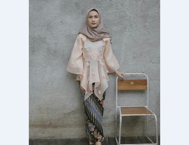Model Kebaya Muslim Blouse Soft Peach