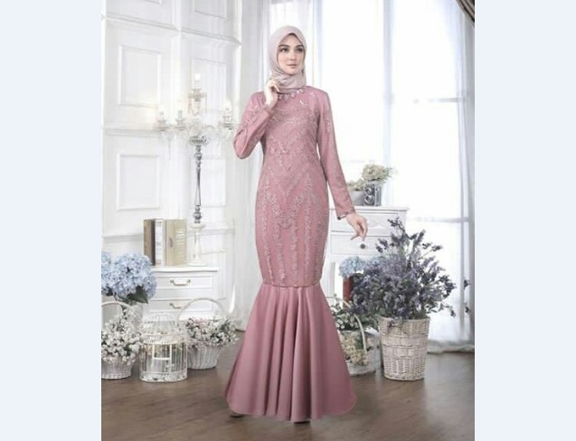 Model Kebaya Muslim Duyung Pink