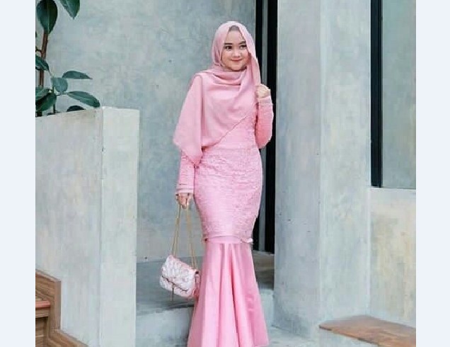 Model Kebaya Muslim Duyung Soft Pink
