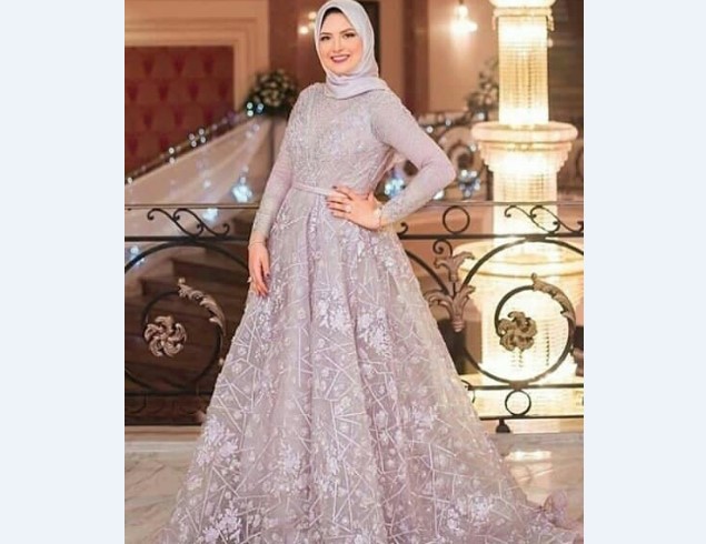 Model Kebaya Muslim Gaun Ungu Muda