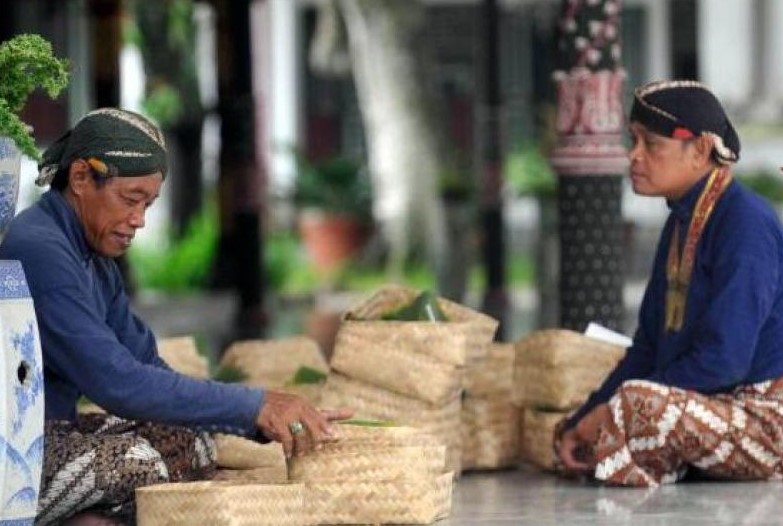 Pakaian Adat Yogyakarta yang Harus Kamu Ketahui dan Lestarikan