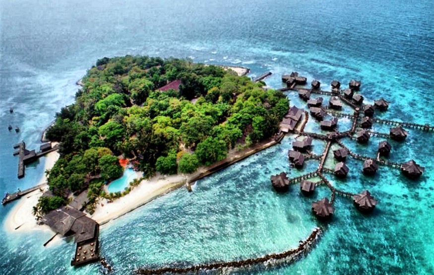Pulau Anyer, Maladewanya Indonesia