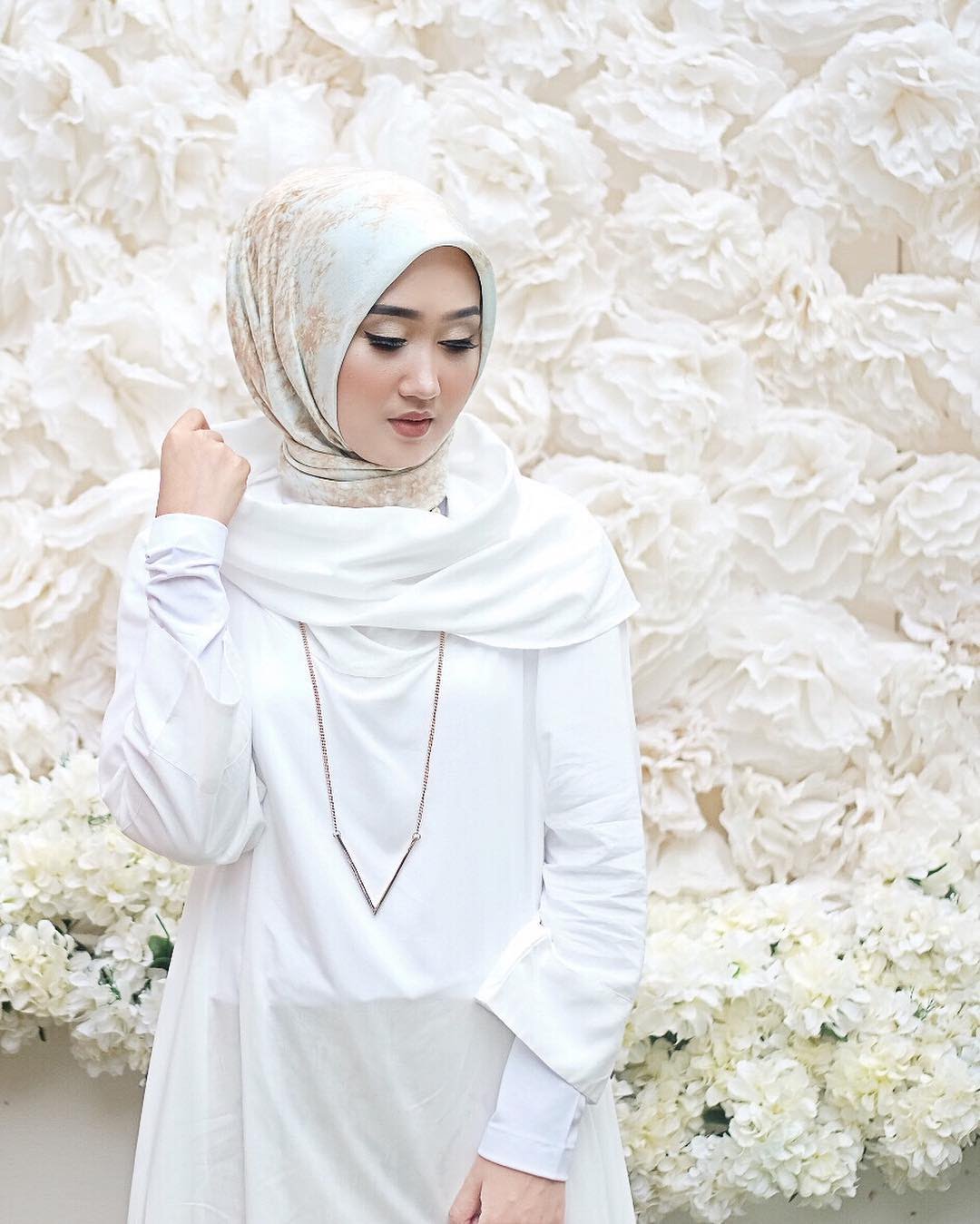 Hijab Stylish Ala Dian Pelangi